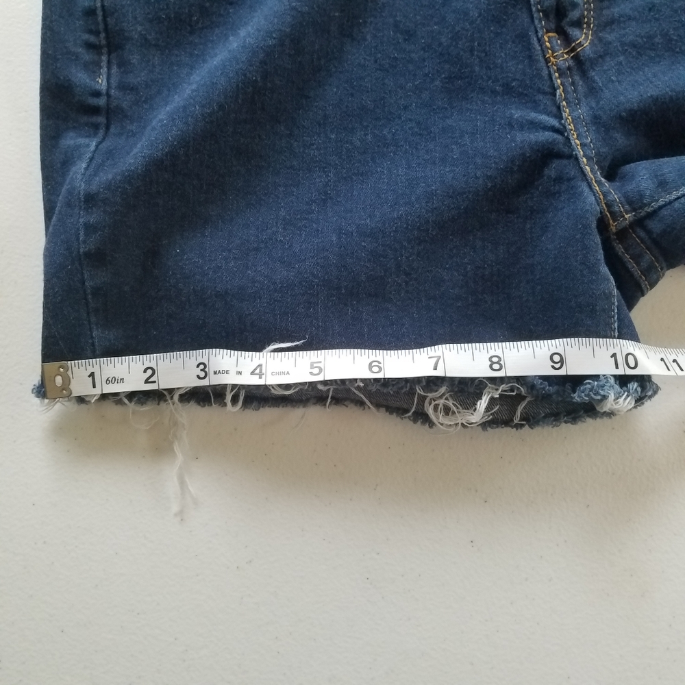 Levi's 515 cutoffs size 8 medium sale - Picture 9 of 9